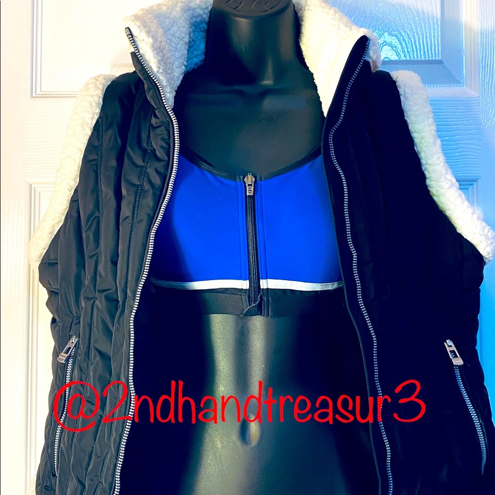 Calvin Klein Performance, small black vest with the fur! Cute! Cute! Cute!